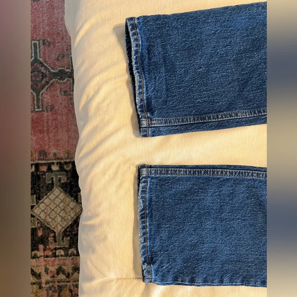 Abercrombie & Fitch High Rise Jeans - Dark Blue & Light Blue - Picture 5 of 10
